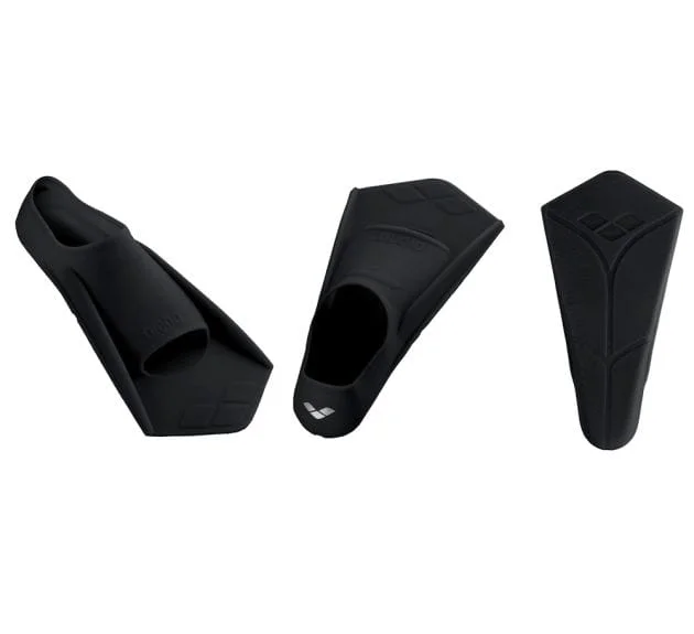 Trumpi silikoniniai Arena Power Fin plaukmenys black/silver Trumpi silikoniniai Arena Power Fin plaukmenys black/silver