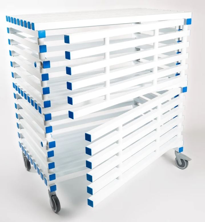 Plastikinė saugojimo spinta su ratukais 125x75x133 cm