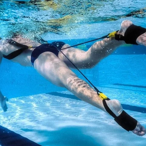 Plaukimo pasipriešinimo diržai MAD WAVE kick trainer Plaukimo pasipriešinimo diržai MAD WAVE kick trainer
