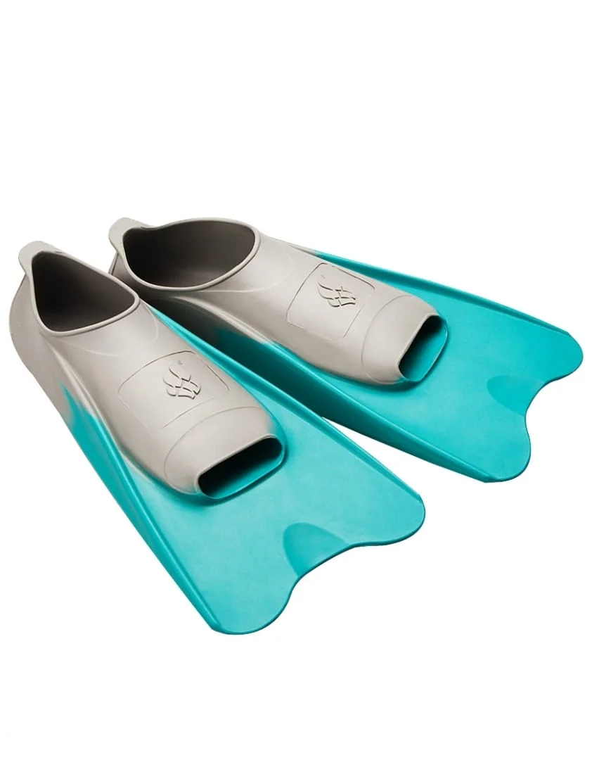 Trumpi guminiai plaukmenys MAD WAVE POOL COLOUR SHORT Trumpi guminiai plaukmenys MAD WAVE POOL COLOUR SHORT