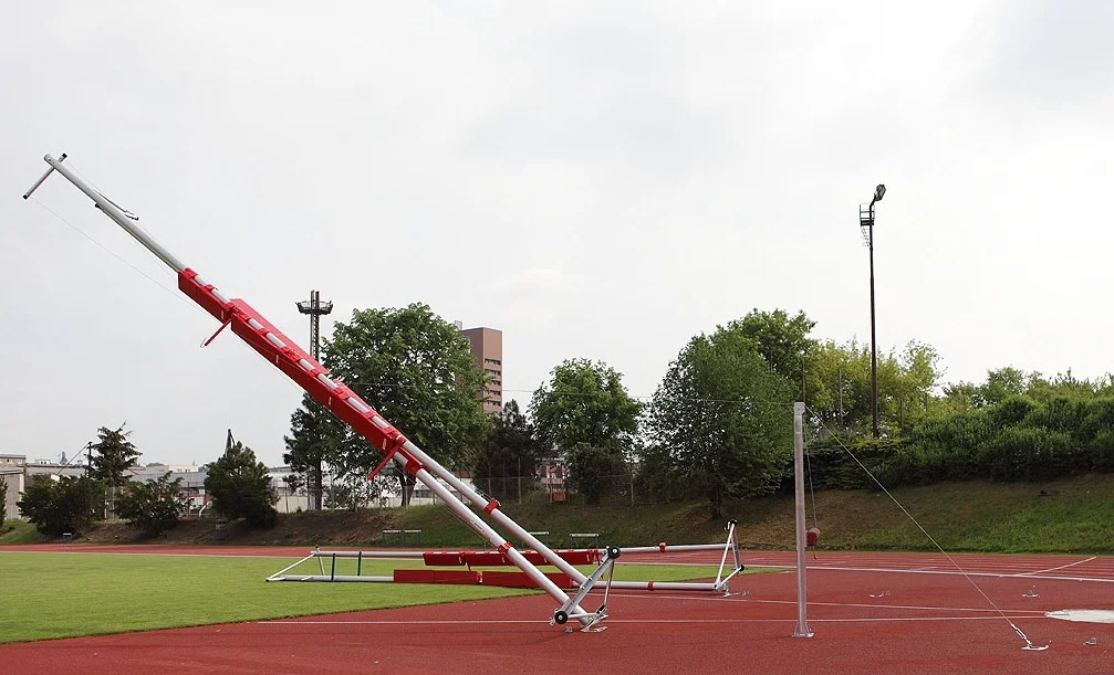 Metimo narvo vartų rėmų keltuvas POLANIK CGL16-3 Metimo narvo vartų rėmų keltuvas POLANIK CGL16-3