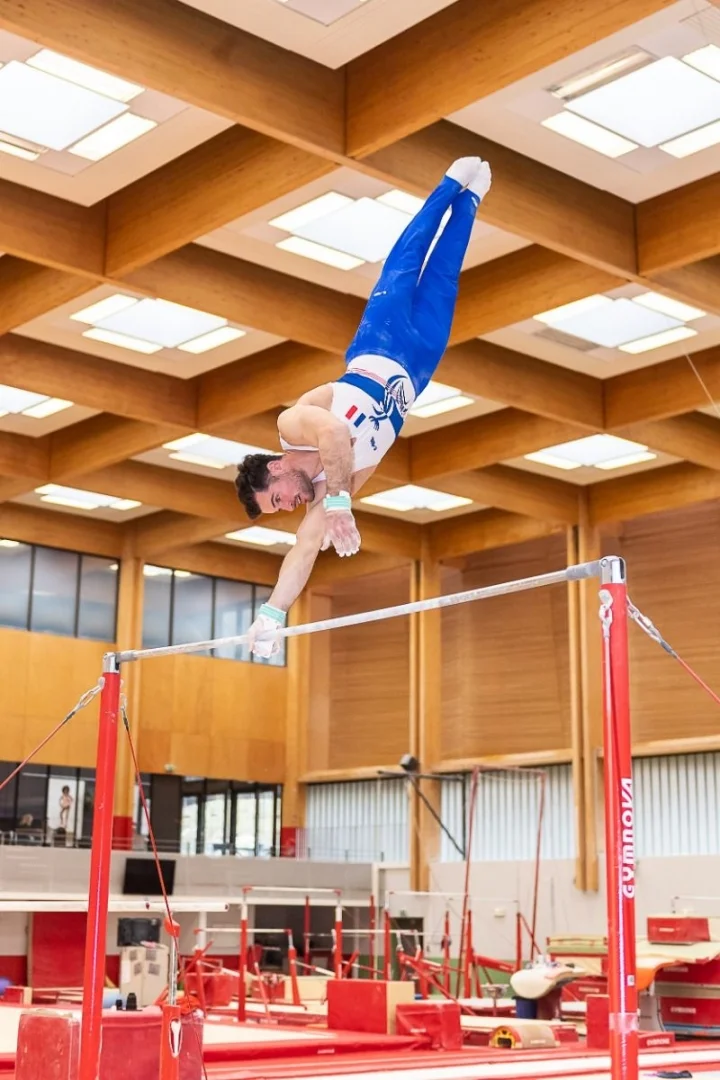 Gimnastikos varžybinis skersinis, FIG Patvirtinta Meninės gimnastikos varžybinis skersinis, FIG Patvirtinta