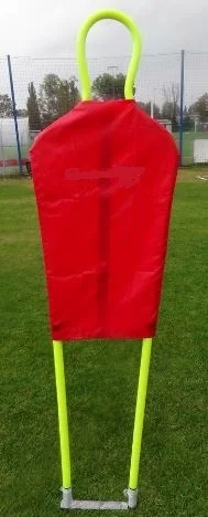 Futbolo manekenas su spyruoklėmis