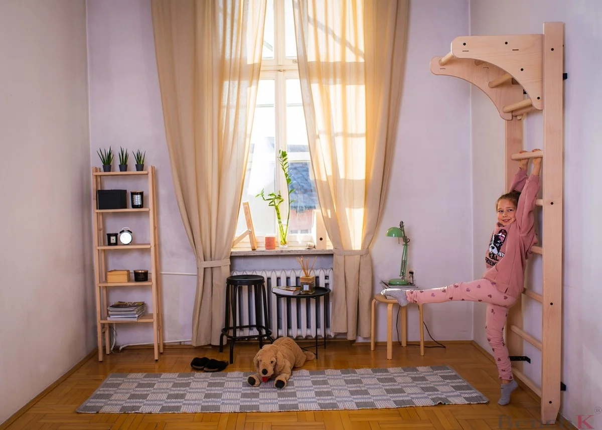 Daugiafunkcinė sportinė sienelė BenchK 111 Daugiafunkcinė sportinė sienelė BenchK 111