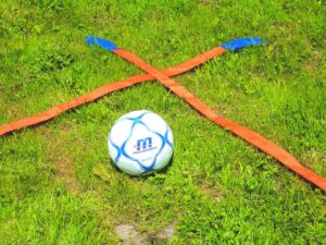 ribozenkliai_aikutei_vaikams_futbolui_ribos.jpg