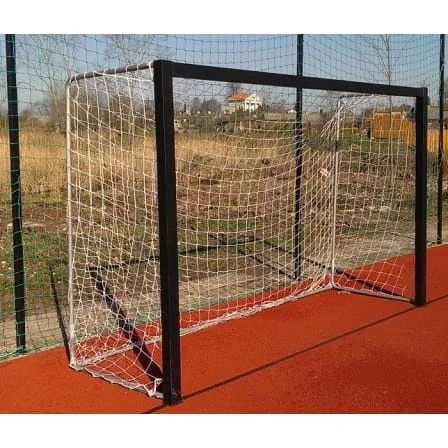 Įbetonuojami plieniniai futbolo vartai 3×2 m Įbetonuojami plieniniai futbolo vartai 3×2 m