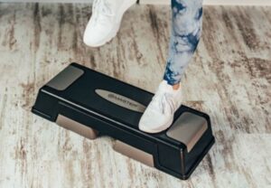 Aerobikos stepas Step UP 67 x 27 x 15 cm