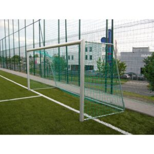 sumazinti-futbolo-vartai-aliuminiai-ibetonuojami-5x2m.jpg