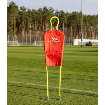 Futbolo manekenas su spyruoklėmis
