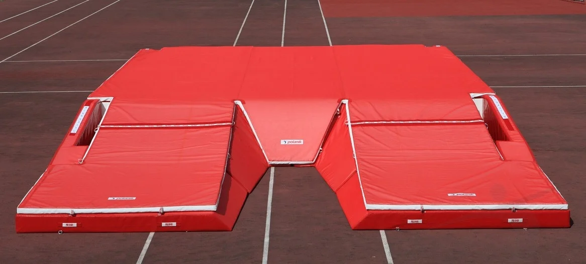 Čiužinys šuoliams su kartimi POLANIK varžyboms 1220x600x80 cm Čiužinys šuoliams su kartimi POLANIK varžyboms 1220x600x80 cm
