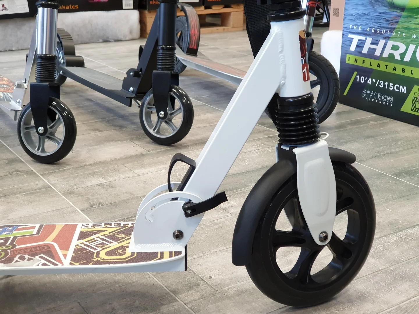 Paspirtukas HEPROS XXXL BigWheel white Paspirtukas HEPROS XXXL BigWheel white